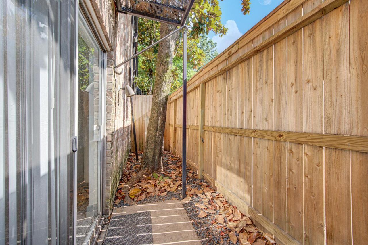 Trendy Midtown Apt, Walk To Shops & Sites, Pets Ok Houston Exterior foto
