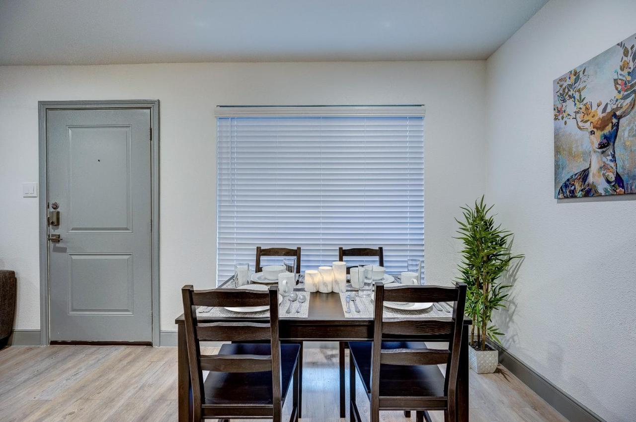Trendy Midtown Apt, Walk To Shops & Sites, Pets Ok Houston Exterior foto
