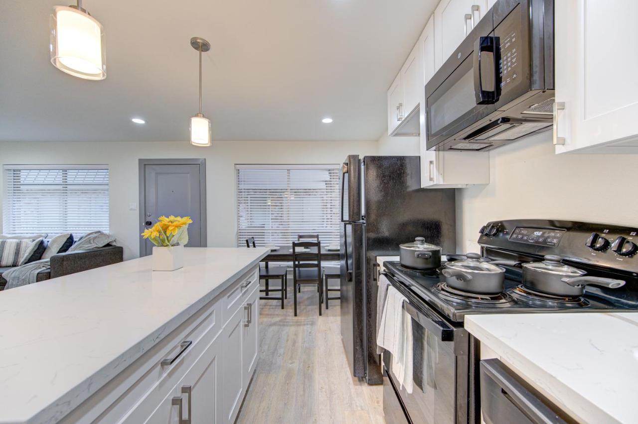 Trendy Midtown Apt, Walk To Shops & Sites, Pets Ok Houston Exterior foto