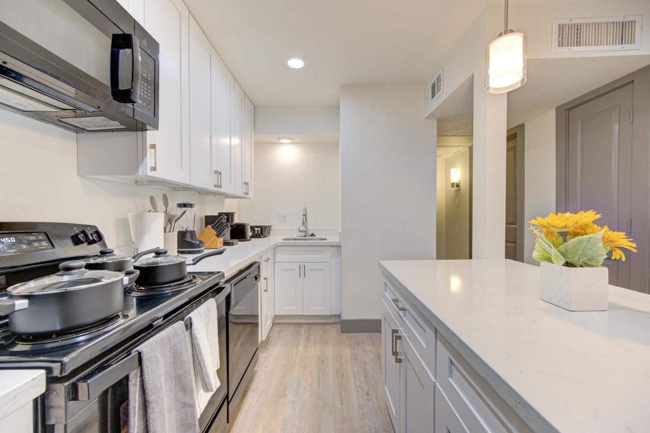 Trendy Midtown Apt, Walk To Shops & Sites, Pets Ok Houston Exterior foto